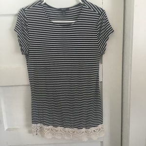 Silky top with lace border
